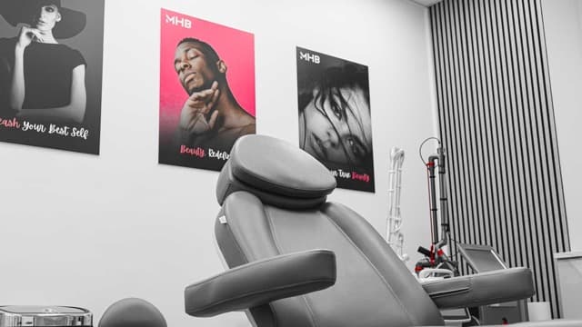 MHB Clinic hair transplant clinic in London 4